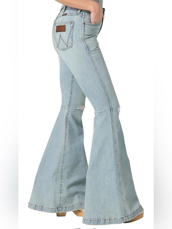 Wrangler Denim - Wrangler High Rise Flare - Size 32x34